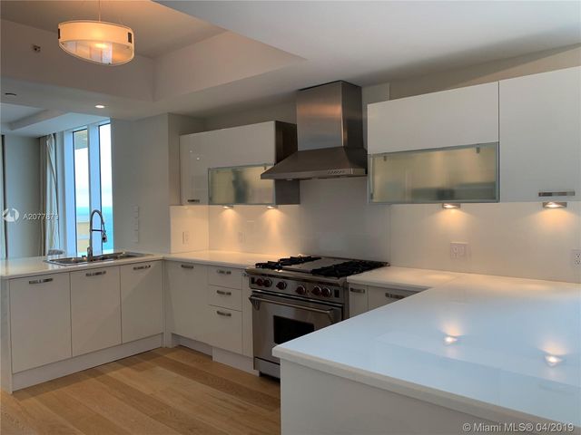 $2,125,000 | 17875 Collins Avenue, Unit 2306, Sunny Isles Beach, FL 33160