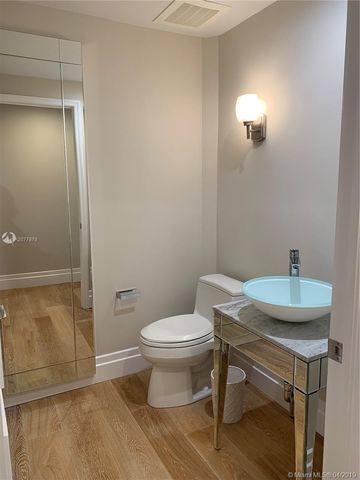 $2,125,000 | 17875 Collins Avenue, Unit 2306, Sunny Isles Beach, FL 33160