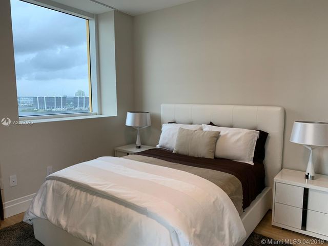 $2,125,000 | 17875 Collins Avenue, Unit 2306, Sunny Isles Beach, FL 33160