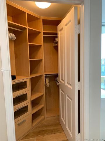 $2,125,000 | 17875 Collins Avenue, Unit 2306, Sunny Isles Beach, FL 33160