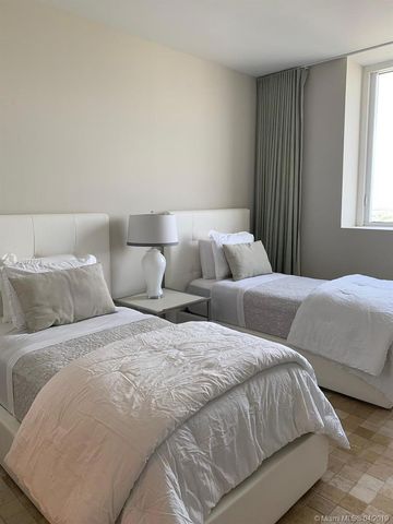 $2,125,000 | 17875 Collins Avenue, Unit 2306, Sunny Isles Beach, FL 33160