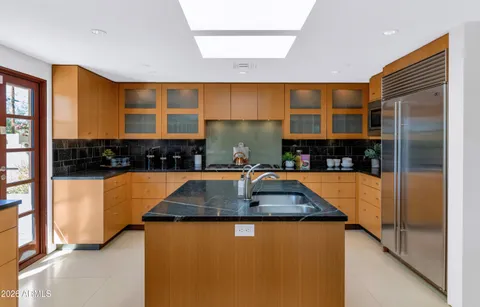 $2,695,000 | 4210 North 63rd Place, Scottsdale, AZ 85251