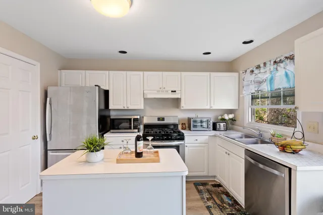 $355,000 | 26 Esperanza Court, Baltimore, MD 21208