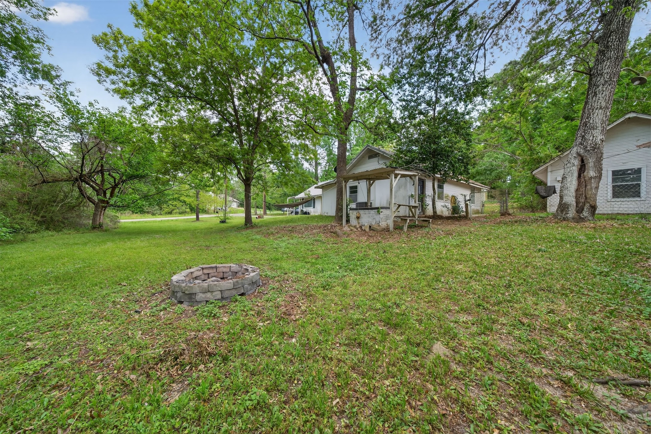 15185 Travis Lane Willis, TX 77378 - Photo 27 of 32