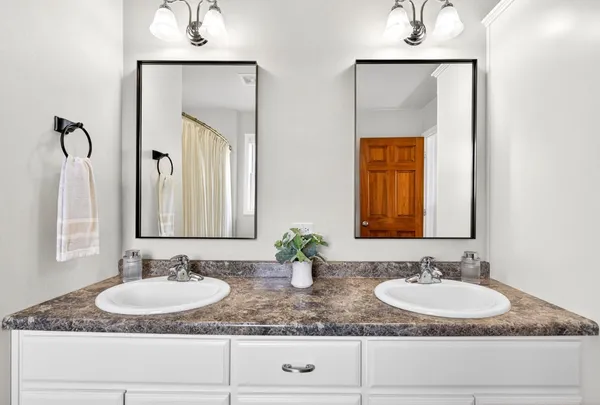 $489,900 | 2616 East Sundance Drive, Appleton, WI 54913