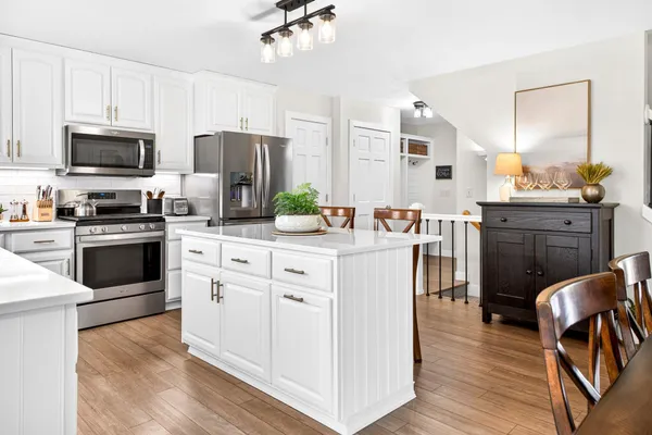 $489,900 | 2616 East Sundance Drive, Appleton, WI 54913