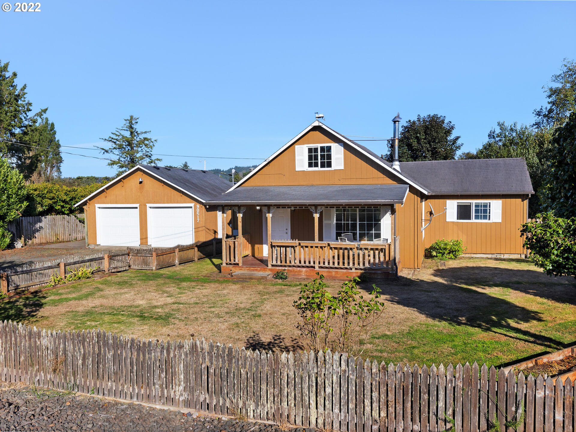 90517 Lewis Road Warrenton, OR 97146 - Photo 1 of 25 Gallery Image 1