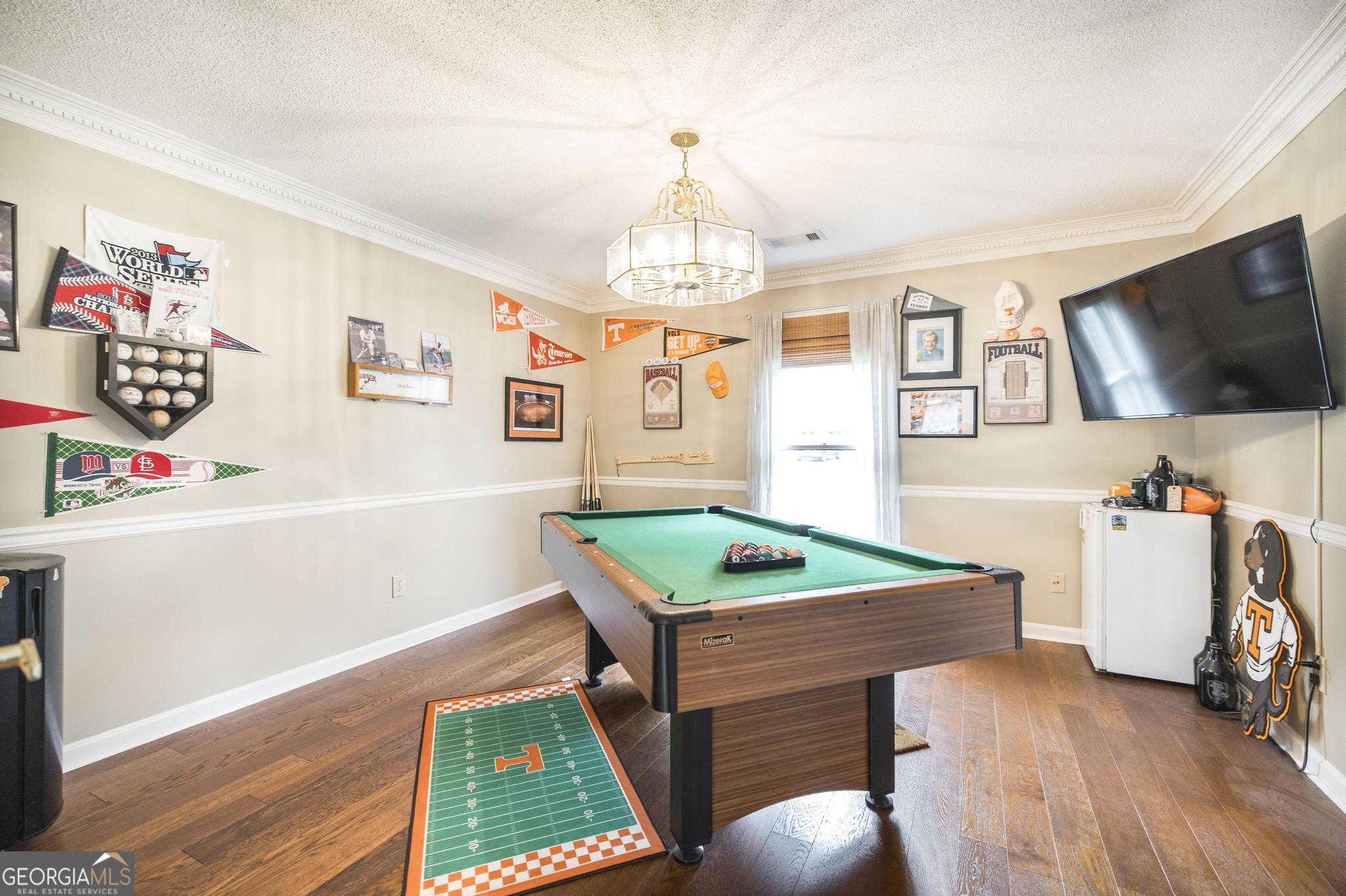 108 Bunkers Trail Warner Robins, GA 31088 - Photo 18 of 34 a room with furniture and a flat screen tv