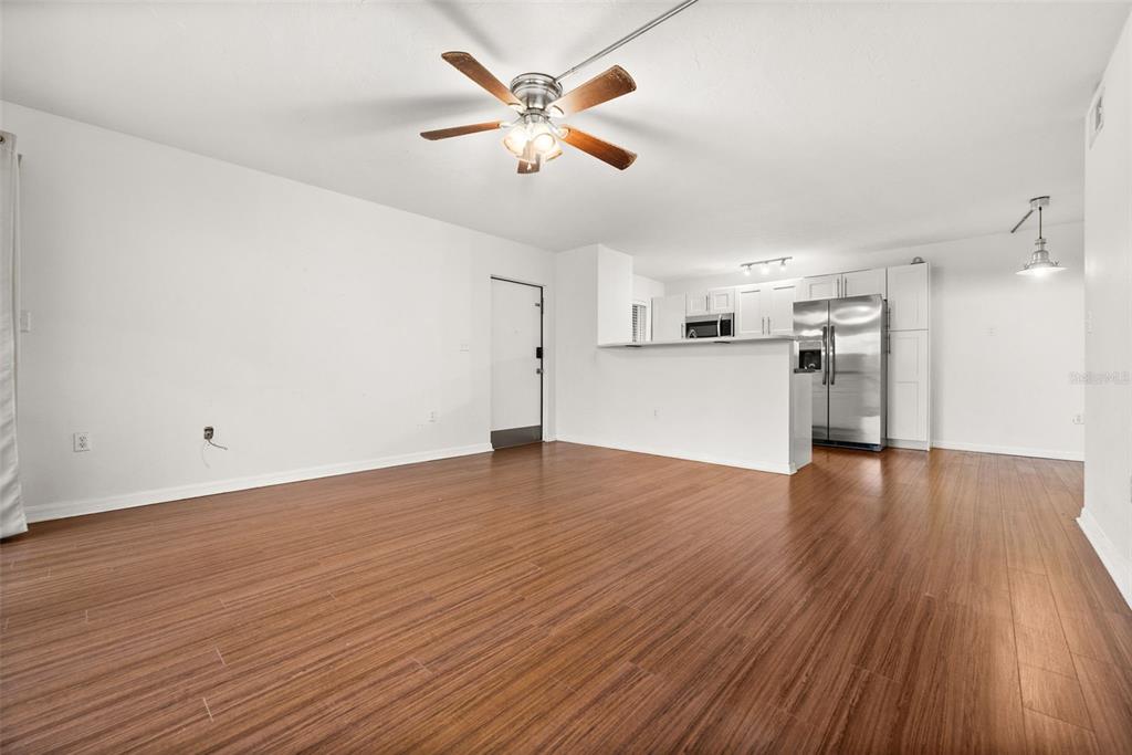 2938 Clark Road, Unit 103 Sarasota, FL 34231 - Photo 11 of 26