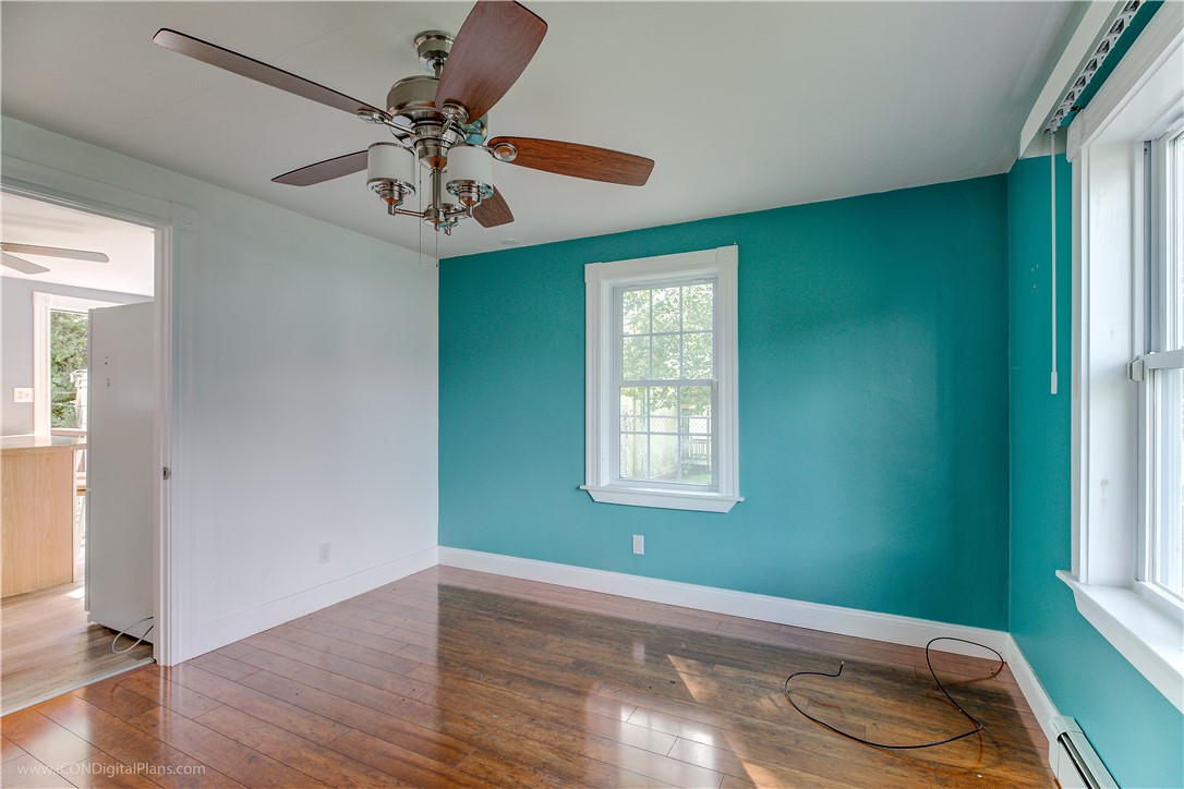 18 Rosedale Avenue Middletown, RI 02842 - Photo 15 of 31