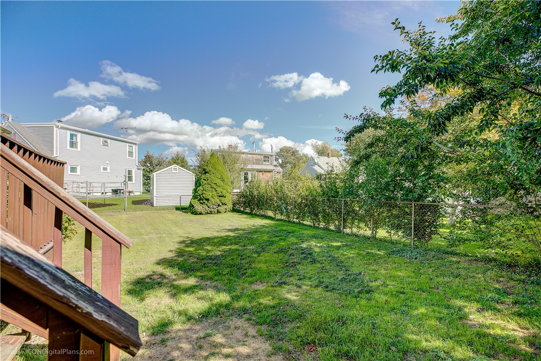 18 Rosedale Avenue Middletown, RI 02842 - Photo 26 of 31