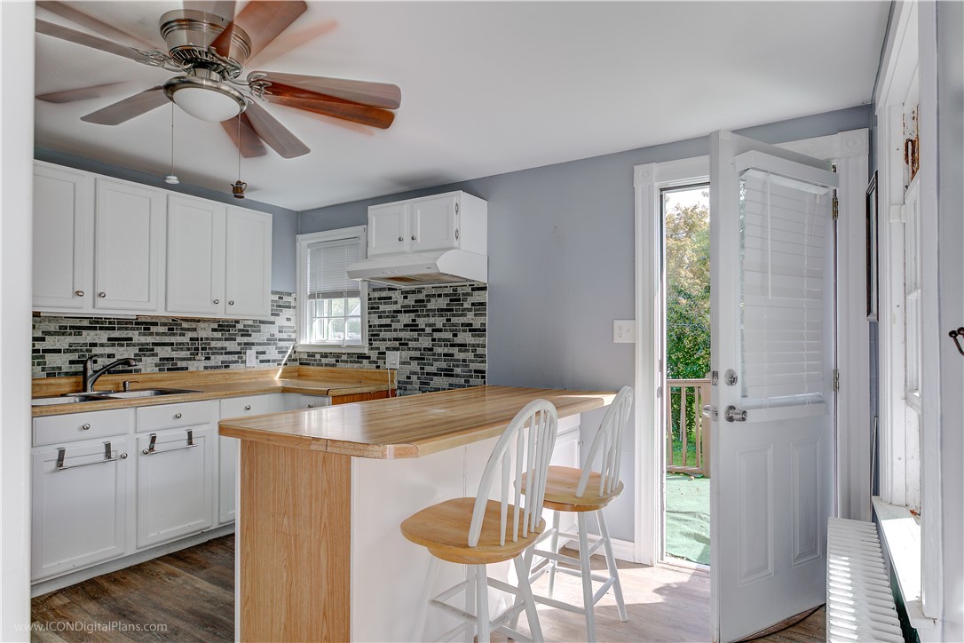 18 Rosedale Avenue Middletown, RI 02842 - Photo 9 of 31