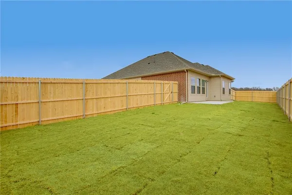 $1,950 | 601 Beechwood Drive, Greenville, TX 75402