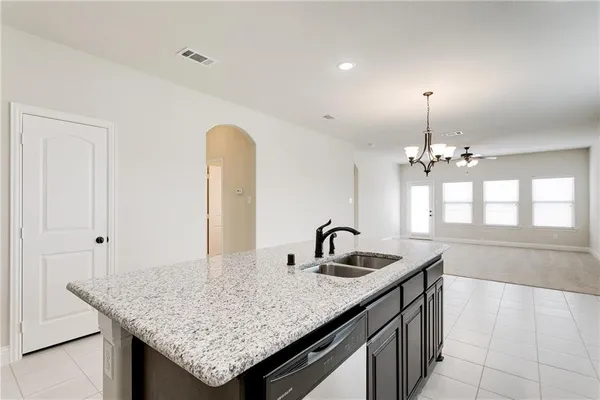 $1,950 | 601 Beechwood Drive, Greenville, TX 75402