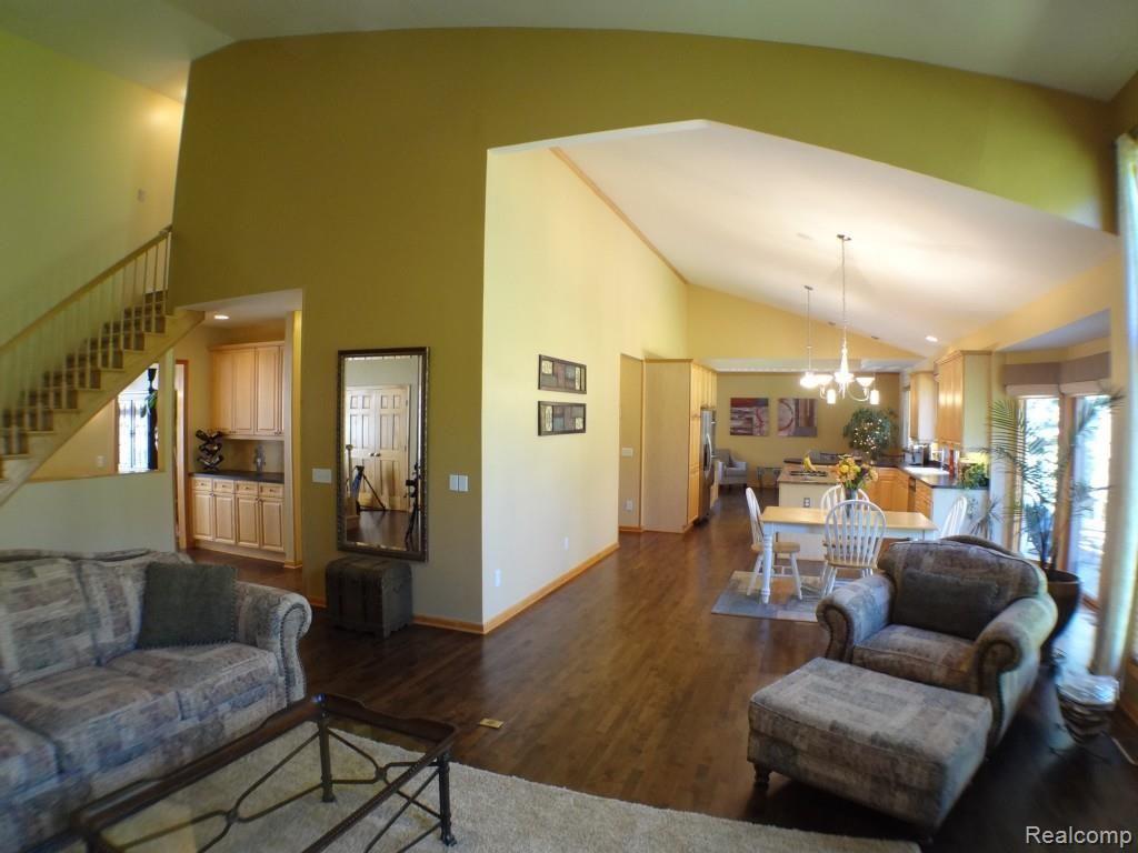 1758 Skyline Drive Rochester, MI 48306 - Photo 14 of 49 DSC04484.jpg