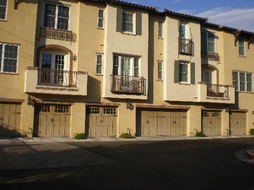 2466 East Roma Avenue Phoenix, AZ 85016 - Photo 3 of 32 Front 2