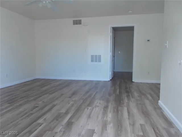 $1,225 | 723 Anne Lane, Henderson, NV 89015