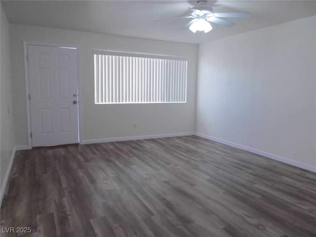 723 Anne Lane Henderson, NV 89015 - Photo 3 of 14