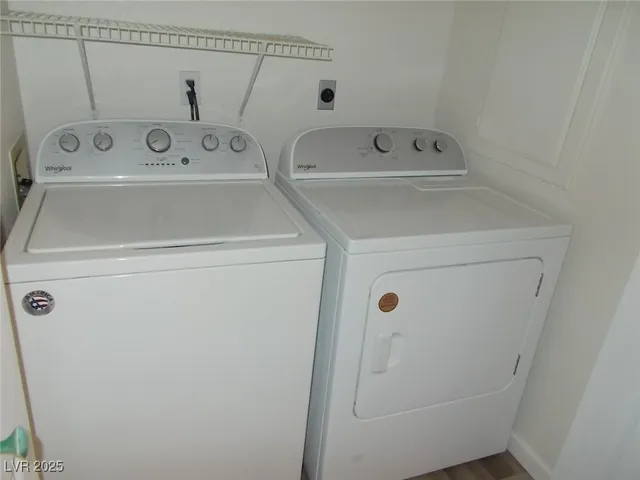 $1,225 | 723 Anne Lane, Henderson, NV 89015