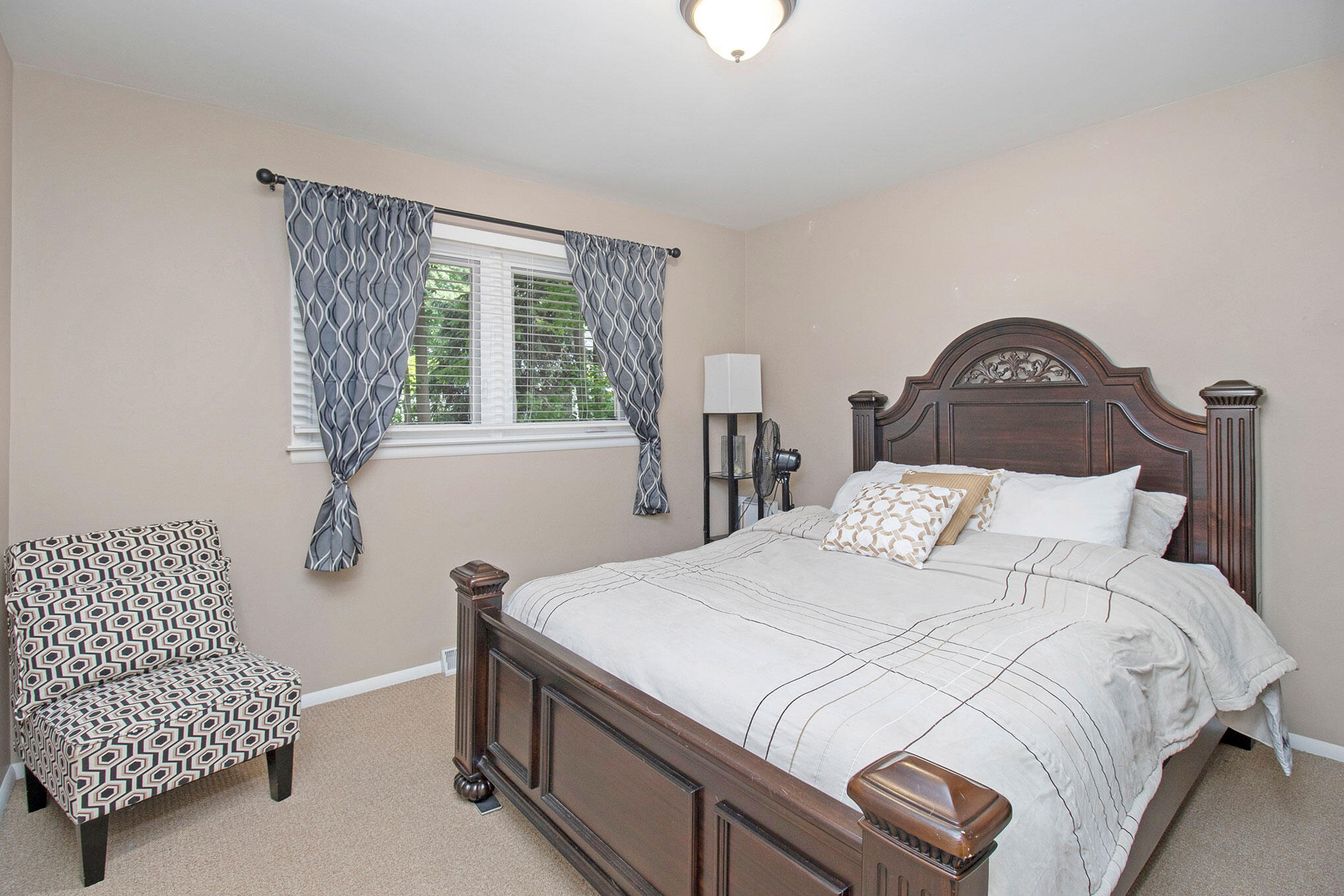 210 Elm Street Spring Lake, MI 49456 - Photo 17 of 37 E16A3675