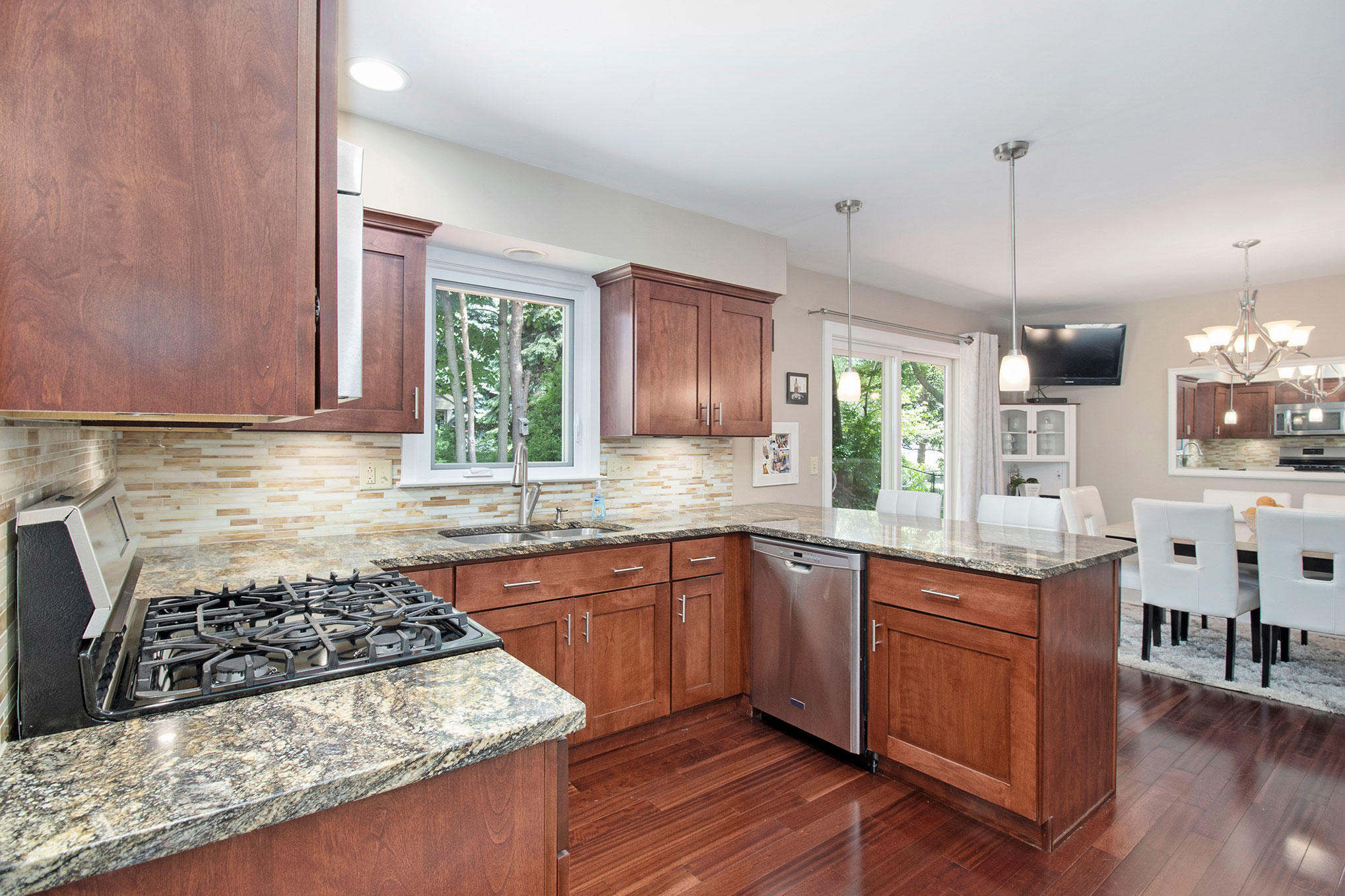 210 Elm Street Spring Lake, MI 49456 - Photo 5 of 37 E16A3639