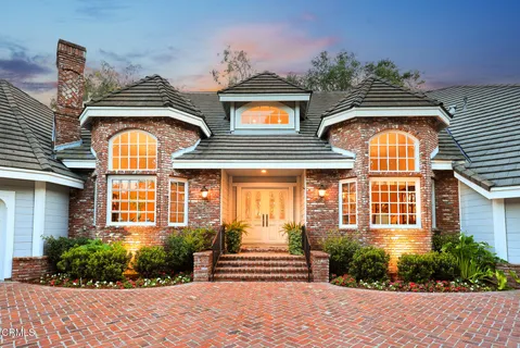 $4,900,000 | 4165 Chevy Chase Drive, La Canada Flintridge, CA 91011