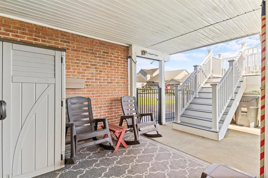358 Wealdstone Road Cranberry Township, PA 16066 - Photo 35 of 46 a view of a balcony with chairs