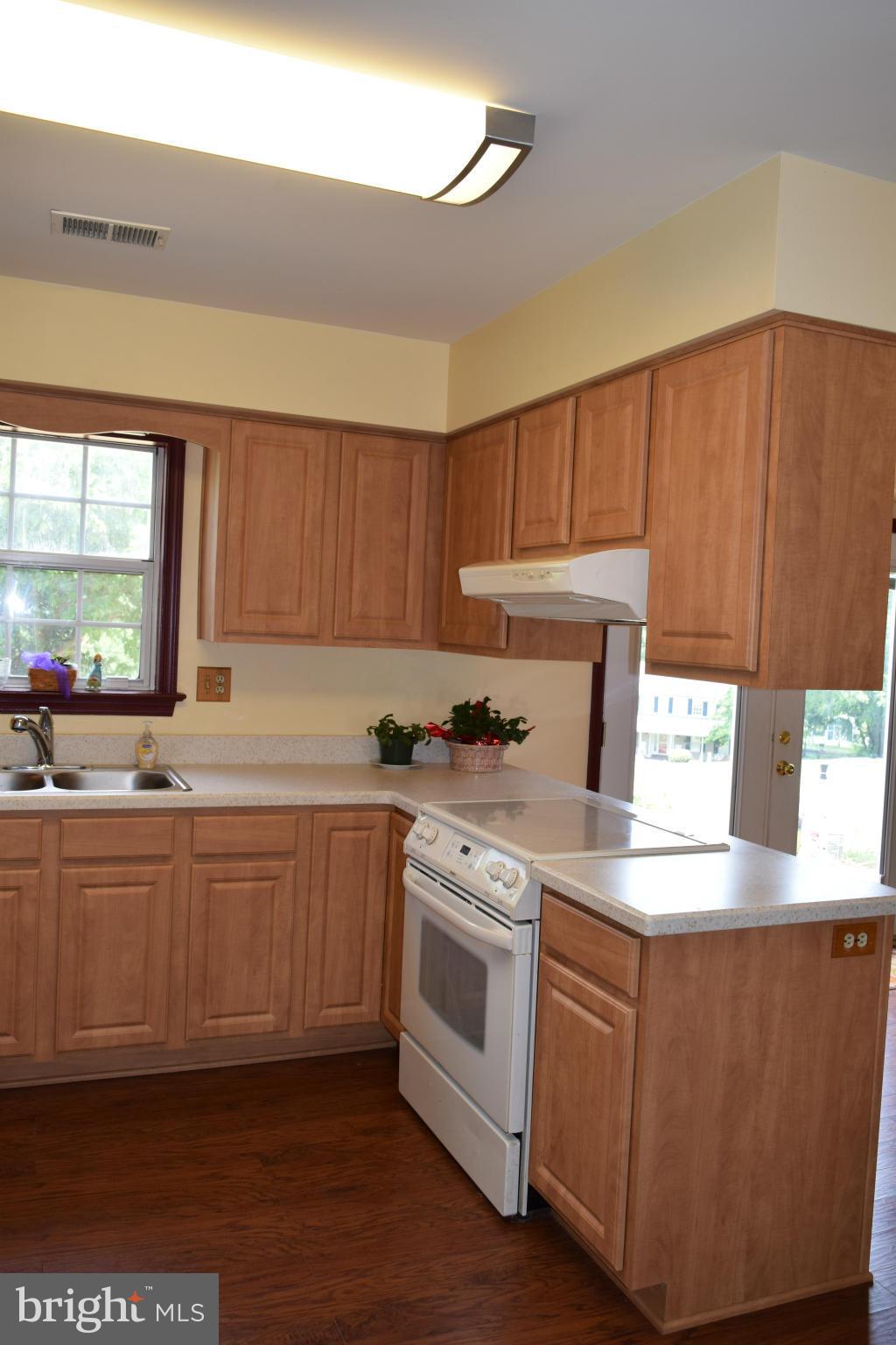 13089 Robin Road Culpeper, VA 22701 - Photo 7 of 28 Kitchen