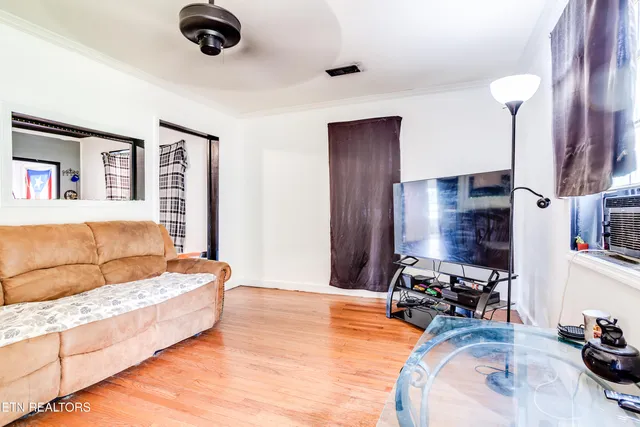 $235,000 | 809 South Everett High Road, Maryville, TN 37804