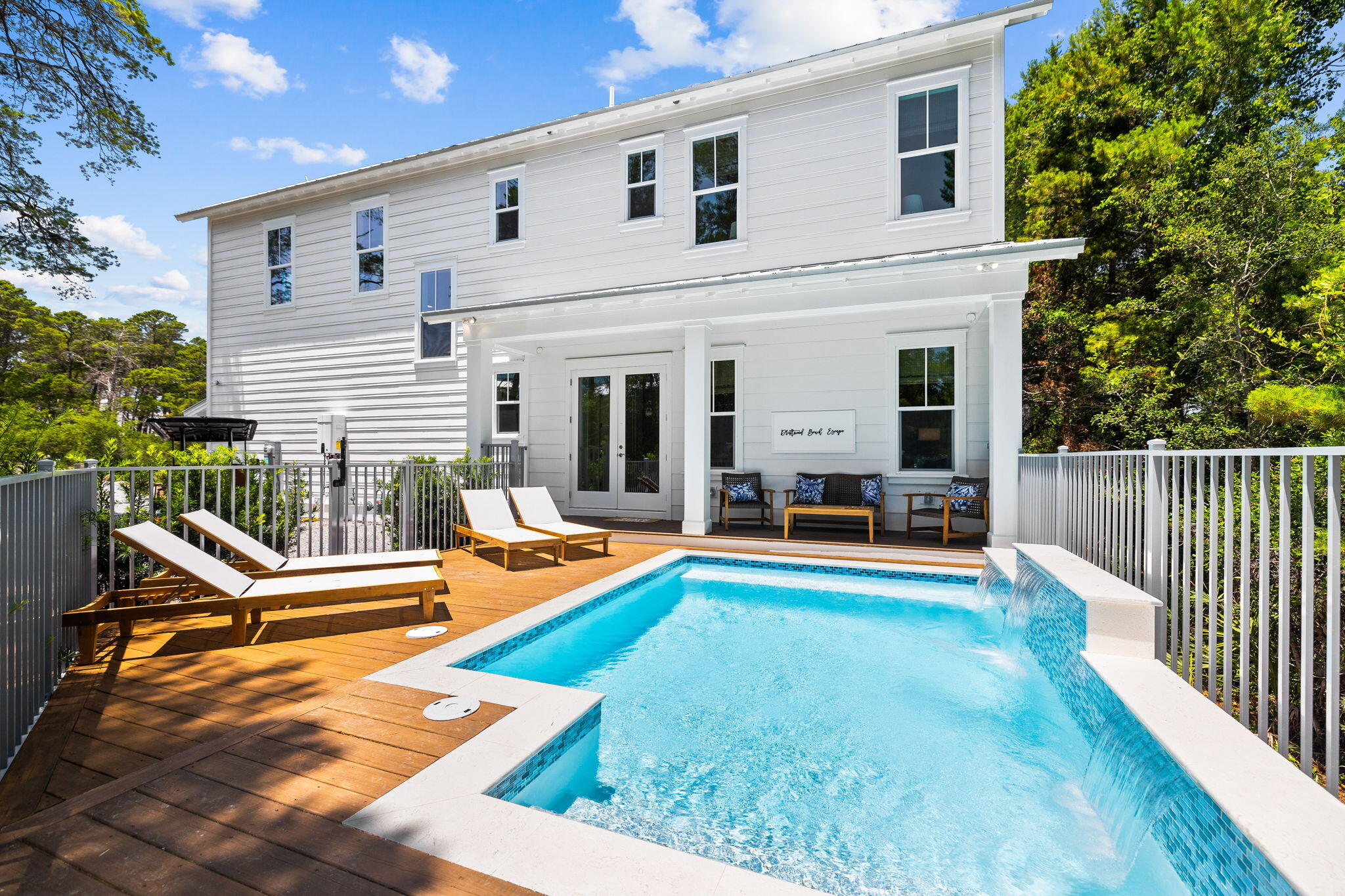 Array_213SpottedDolphinRd-25