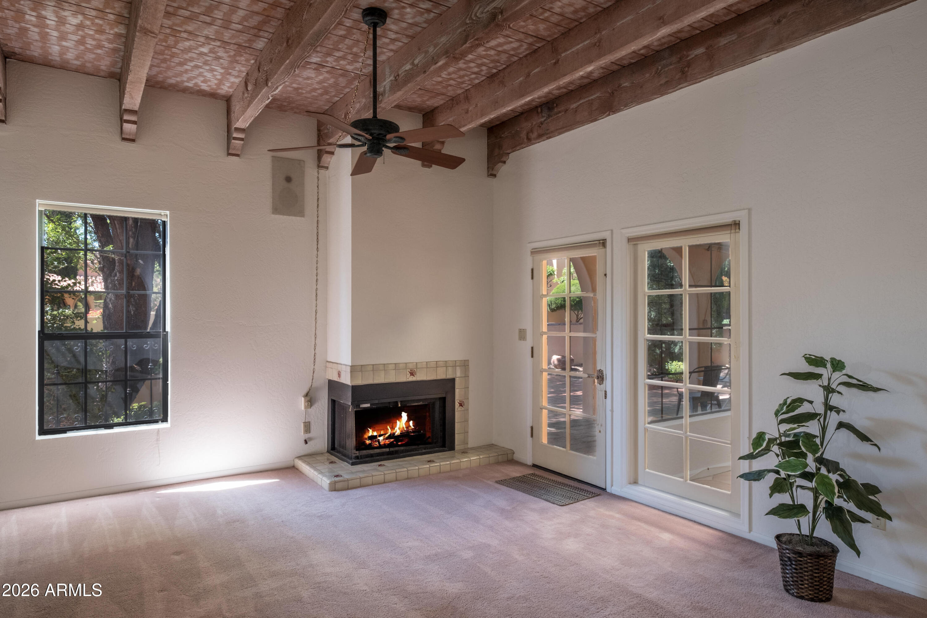 15 Ridge View Drive, Unit 17 Sedona, AZ 86351 - Photo 16 of 41 Main bedroom, wood burning fireplace
