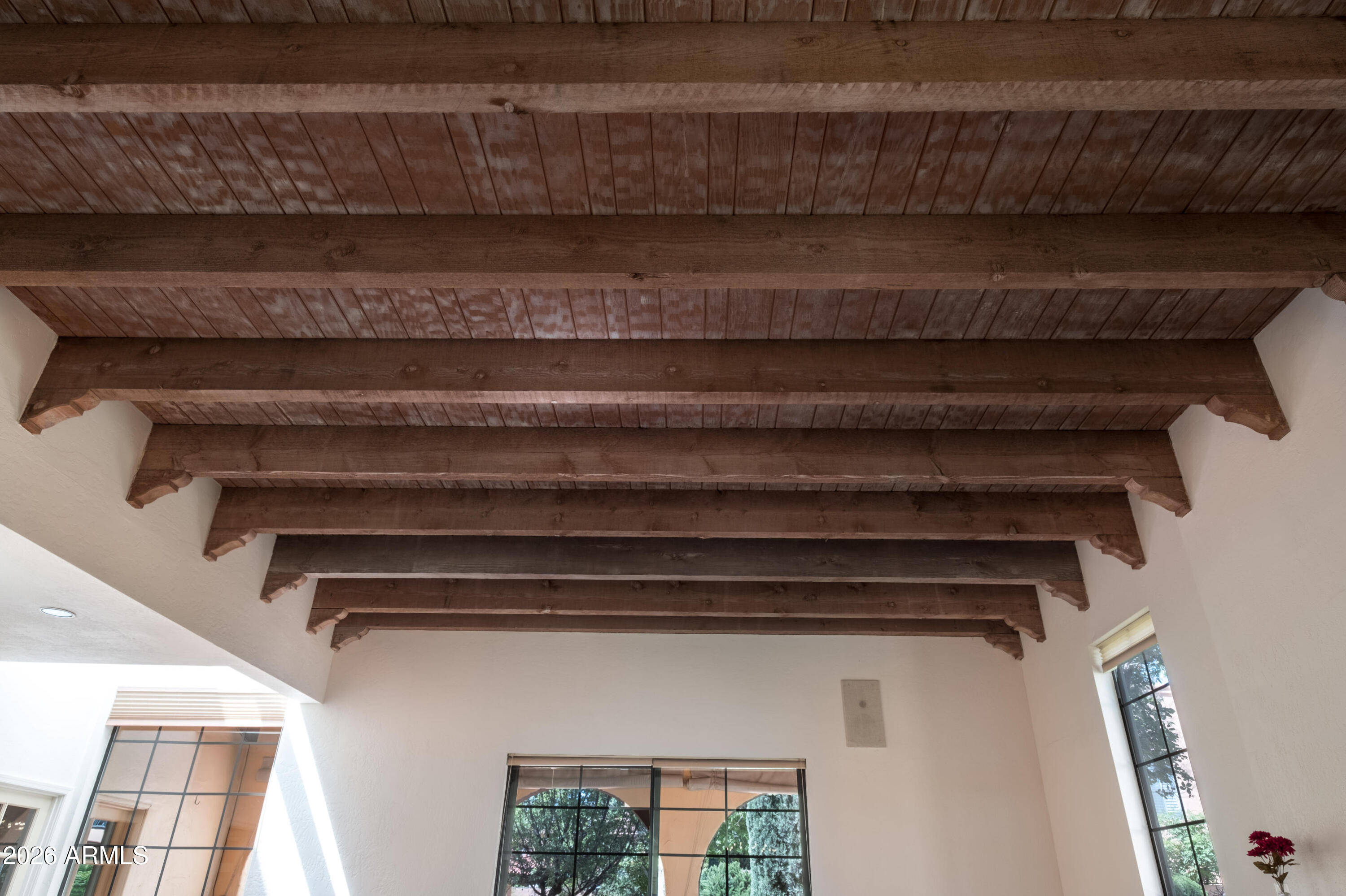 15 Ridge View Drive, Unit 17 Sedona, AZ 86351 - Photo 28 of 41 Viga & latilla ceiling
