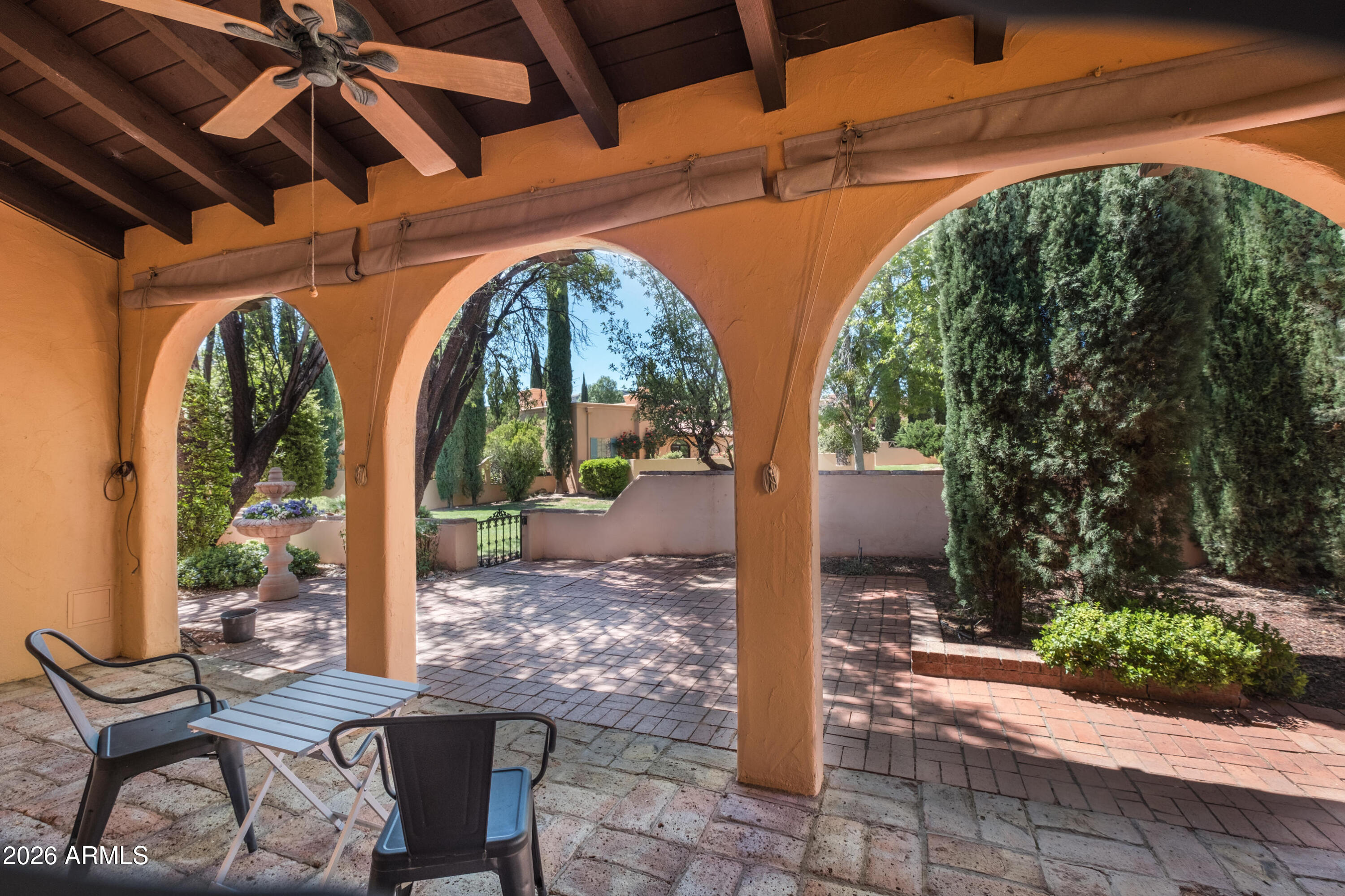 15 Ridge View Drive, Unit 17 Sedona, AZ 86351 - Photo 31 of 41 Back covered patio w sunshades
