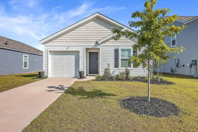 $309,900 | 120 Clear Tide Drive, Summerville, SC 29486