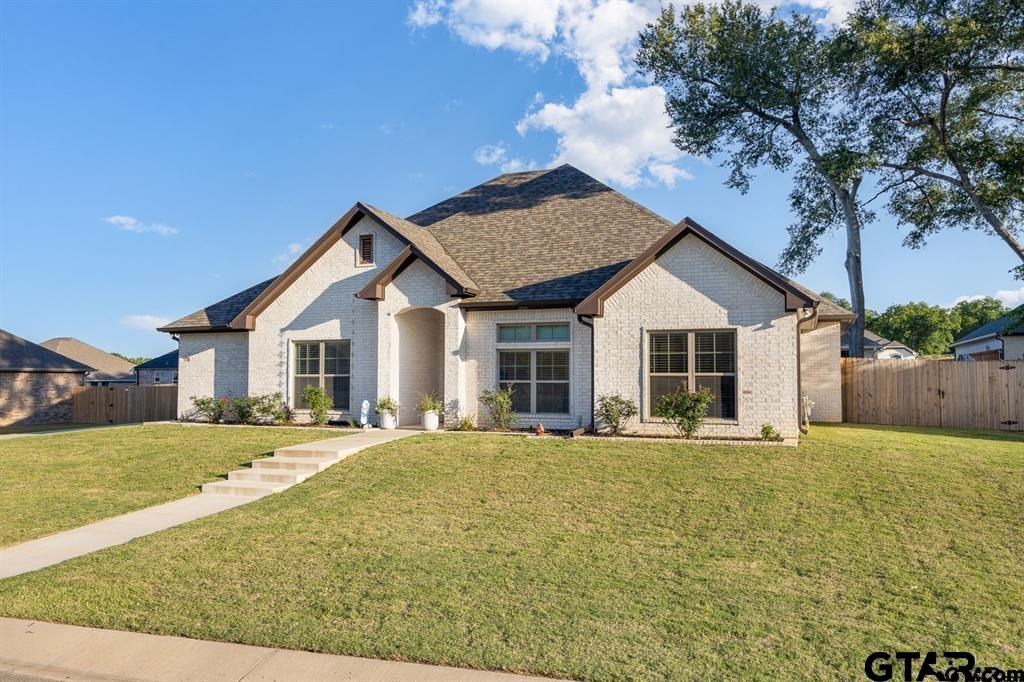 110 Rose Row Lane Winona, TX 75792 - Photo 2 of 35