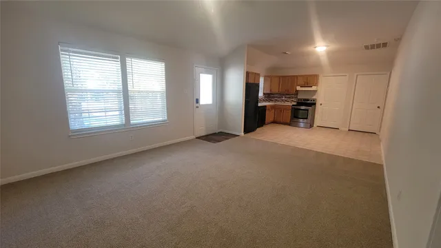 $1,350 | 10420 Royal Tricia Drive, Conroe, TX 77303