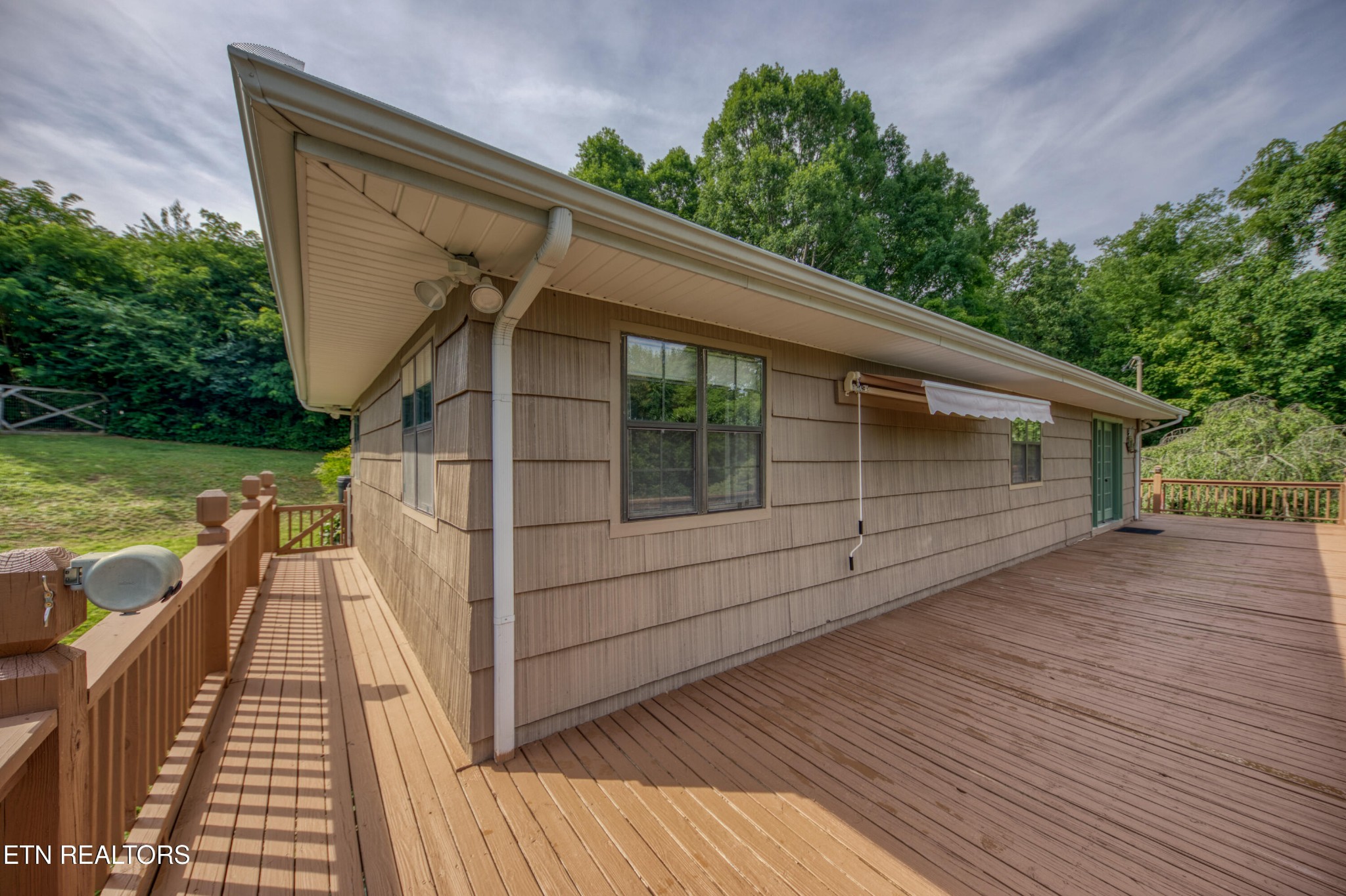 3054 Sinking Springs Road Knoxville, TN 37914 - Photo 25 of 31 Gallery Image 25