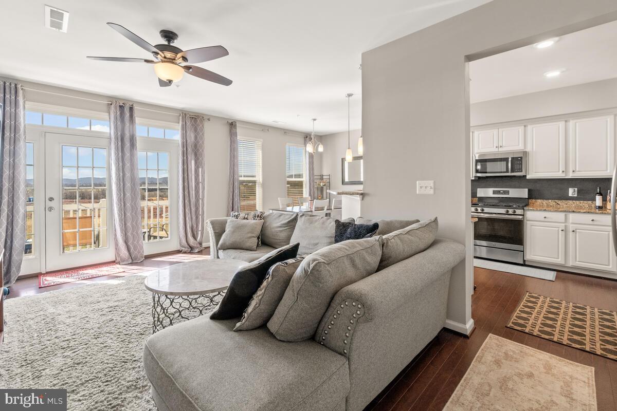 5841 Bella Marie Way Frederick, MD 21703 - Photo 6 of 30
