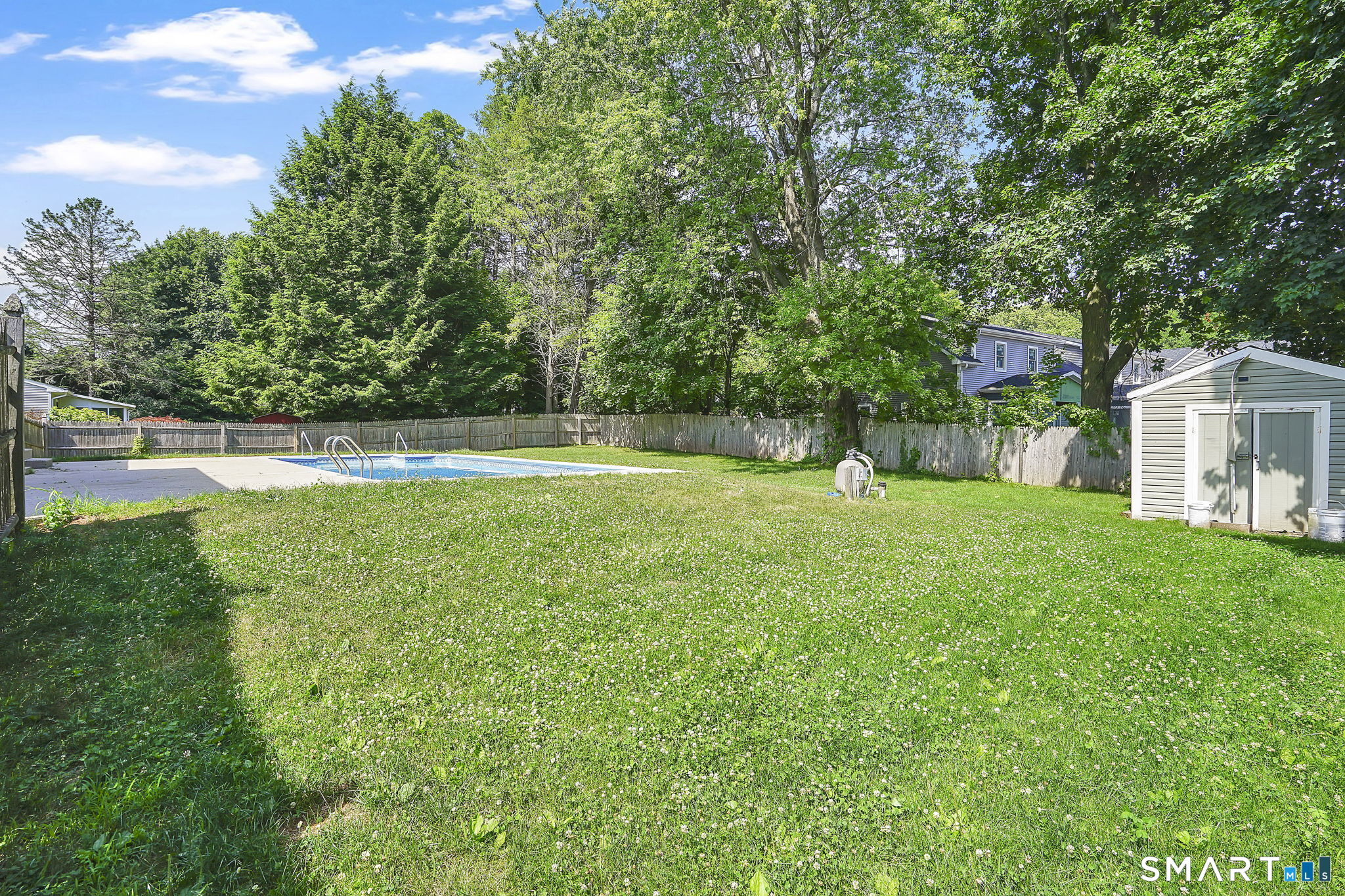 12 Webster Road Enfield, CT 06082 - Photo 7 of 38