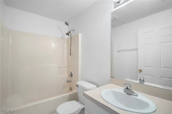 $1,395 | 4646 15th Street Southwest, Lehigh Acres, FL 33973