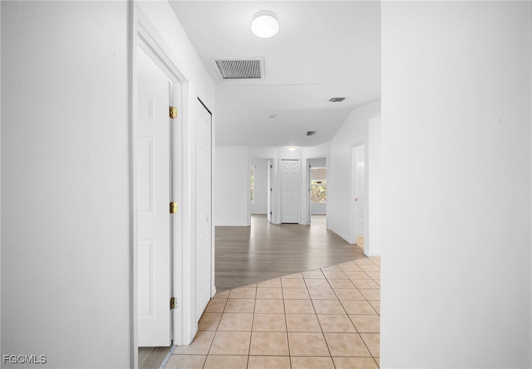 4646 15th Street Southwest Lehigh Acres, FL 33973 - Photo 4 of 29