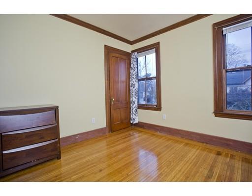 101 Westminster Street Springfield, MA 01109 - Photo 22 of 29 a view of an empty room and window