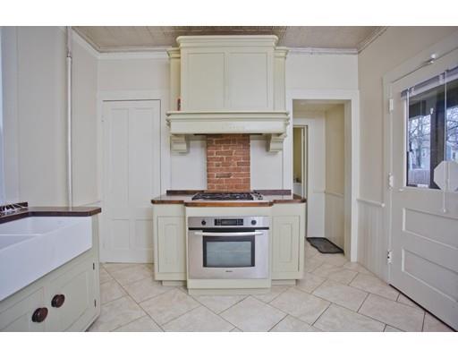 101 Westminster Street Springfield, MA 01109 - Photo 5 of 29 a view of a kitchen with a stove