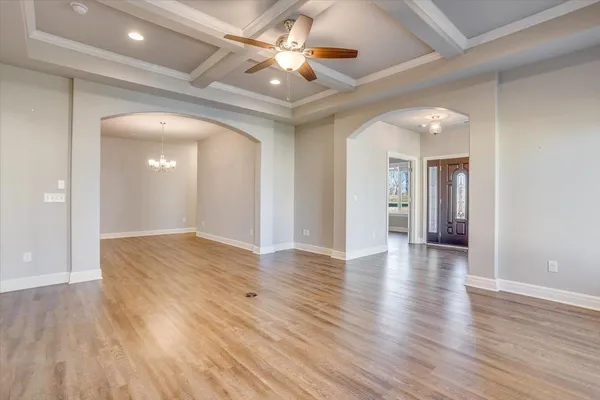 $260,000 | 1413 North Hamilton Drive, Derby, KS 67037