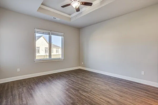 $260,000 | 1413 North Hamilton Drive, Derby, KS 67037