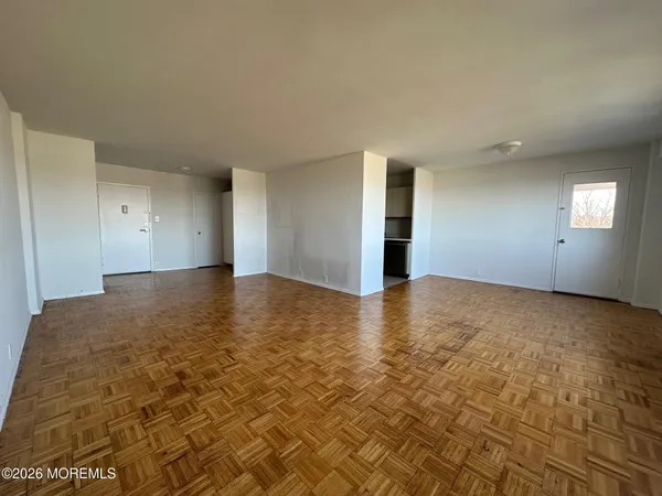 $2,900 | 10 Ocean Boulevard, Unit 4A, Atlantic Highlands, NJ 07716