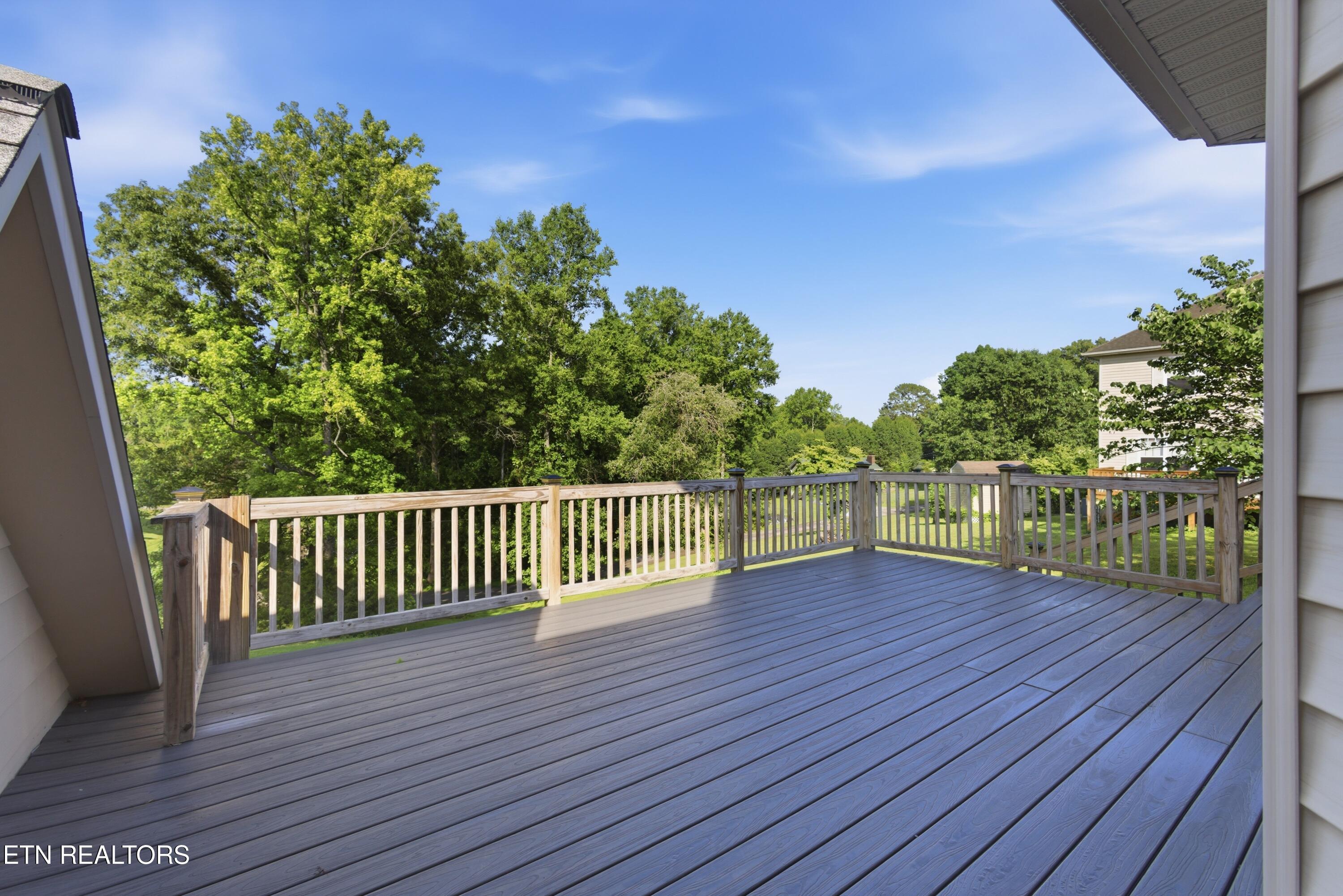 135 Rebel Road Harriman, TN 37748 - Photo 4 of 57 476W1180