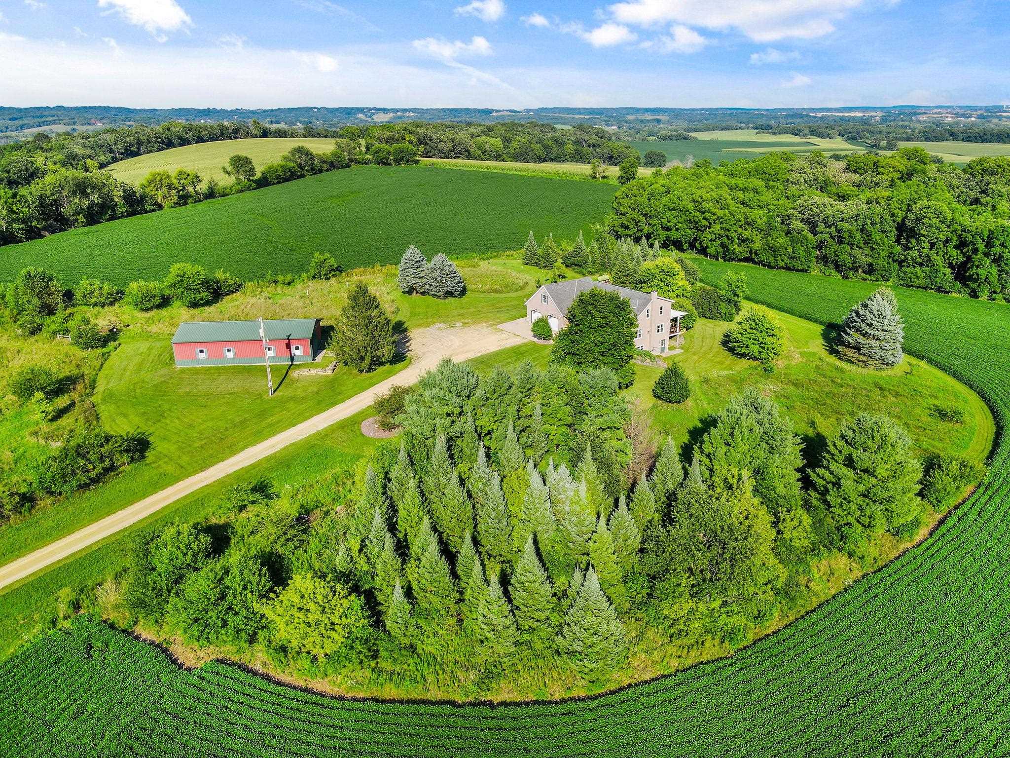 8542 Bakken Road Mount Horeb, WI 53572 - Photo 13 of 55