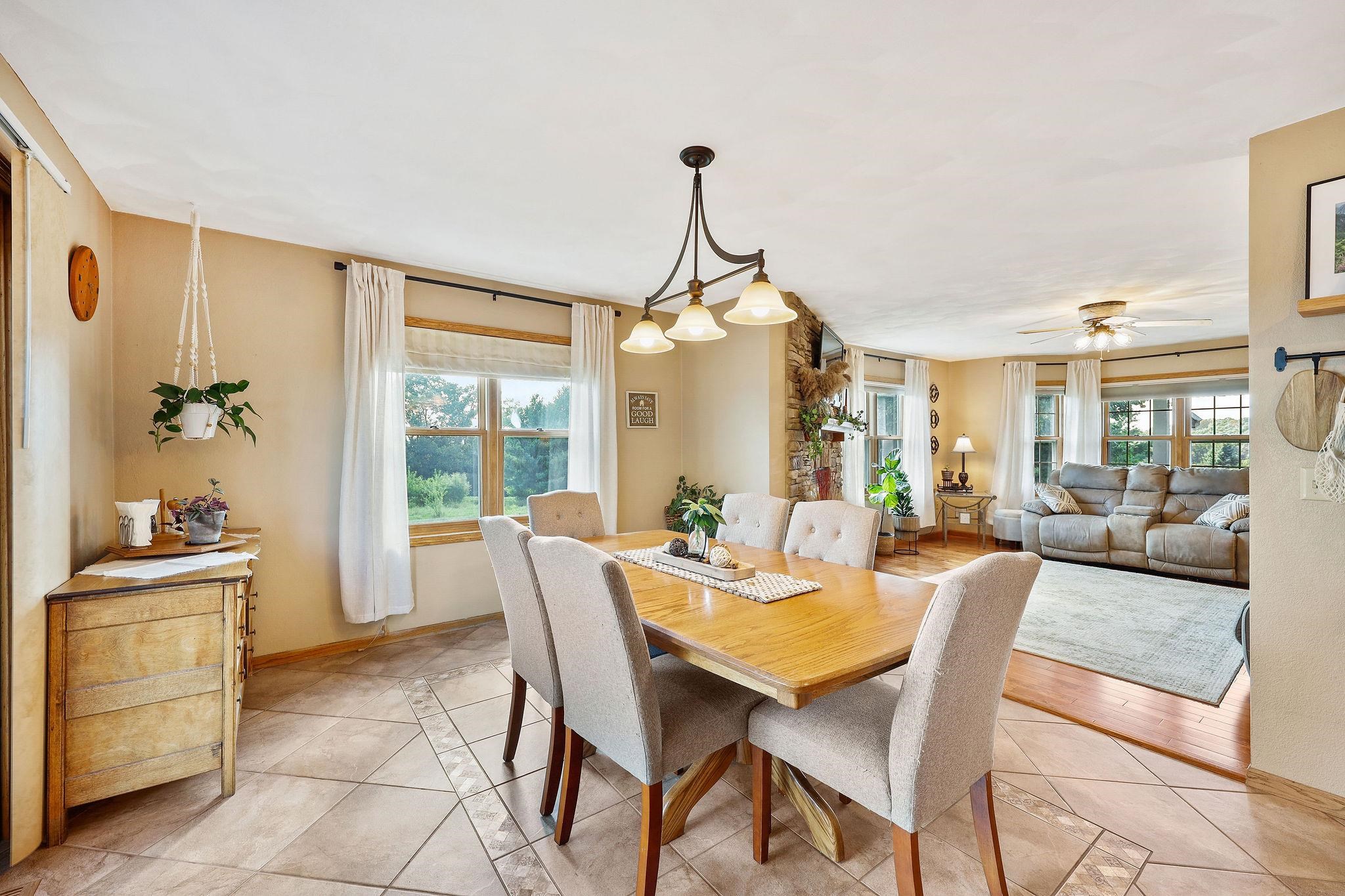 8542 Bakken Road Mount Horeb, WI 53572 - Photo 23 of 55