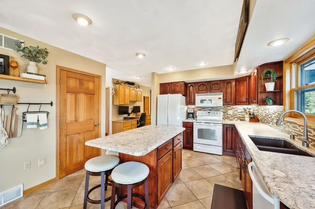 $1,785,000 | 8542 Bakken Road, Mount Horeb, WI 53572